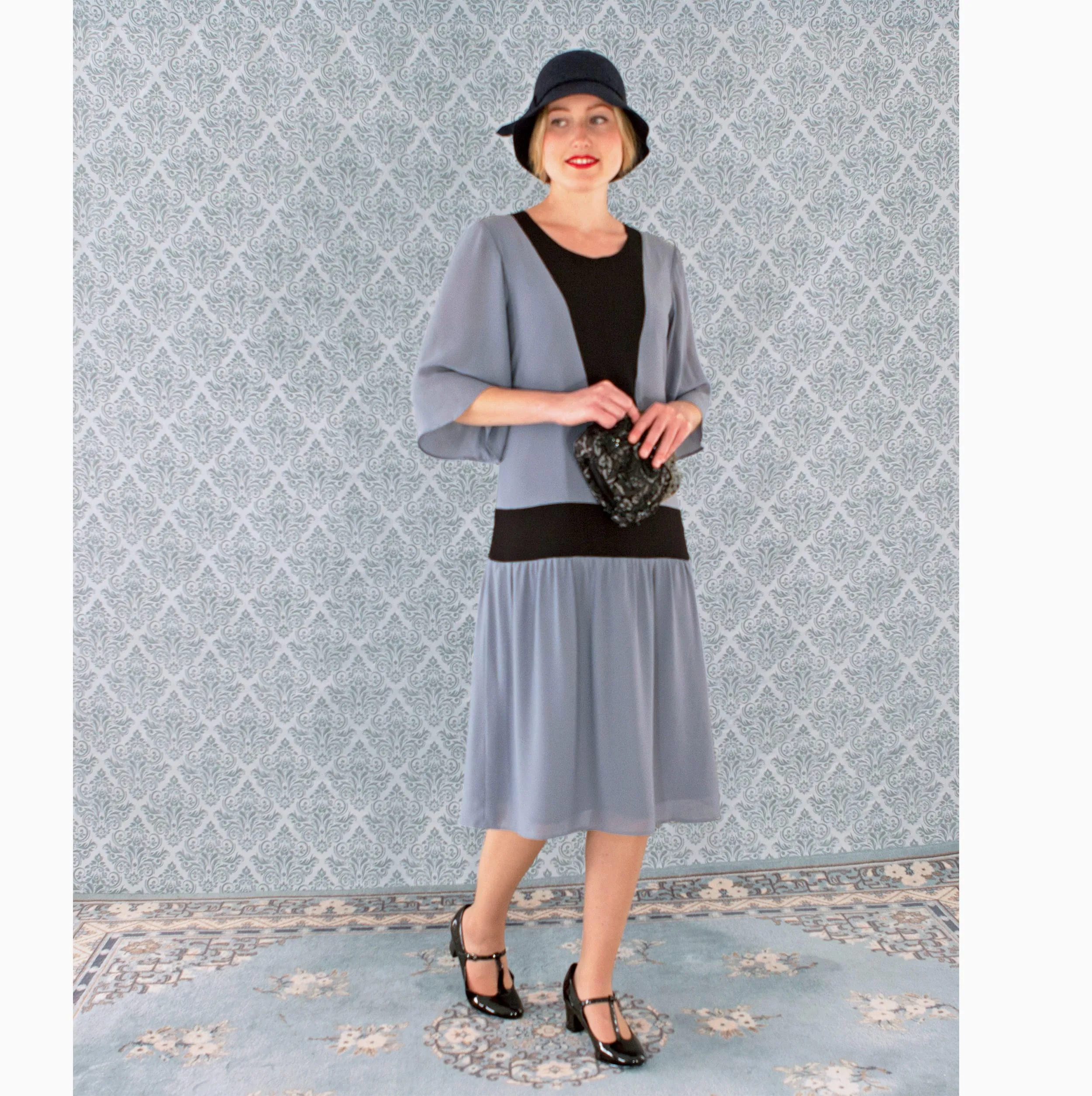 1920s Great Gatsby party dress in grey and black