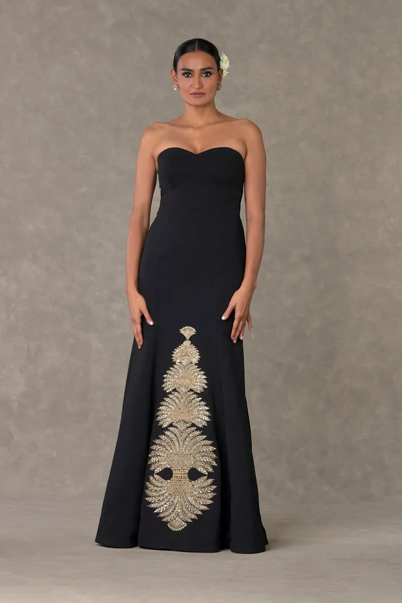 Black 'Son-Chidiya' Cape Set