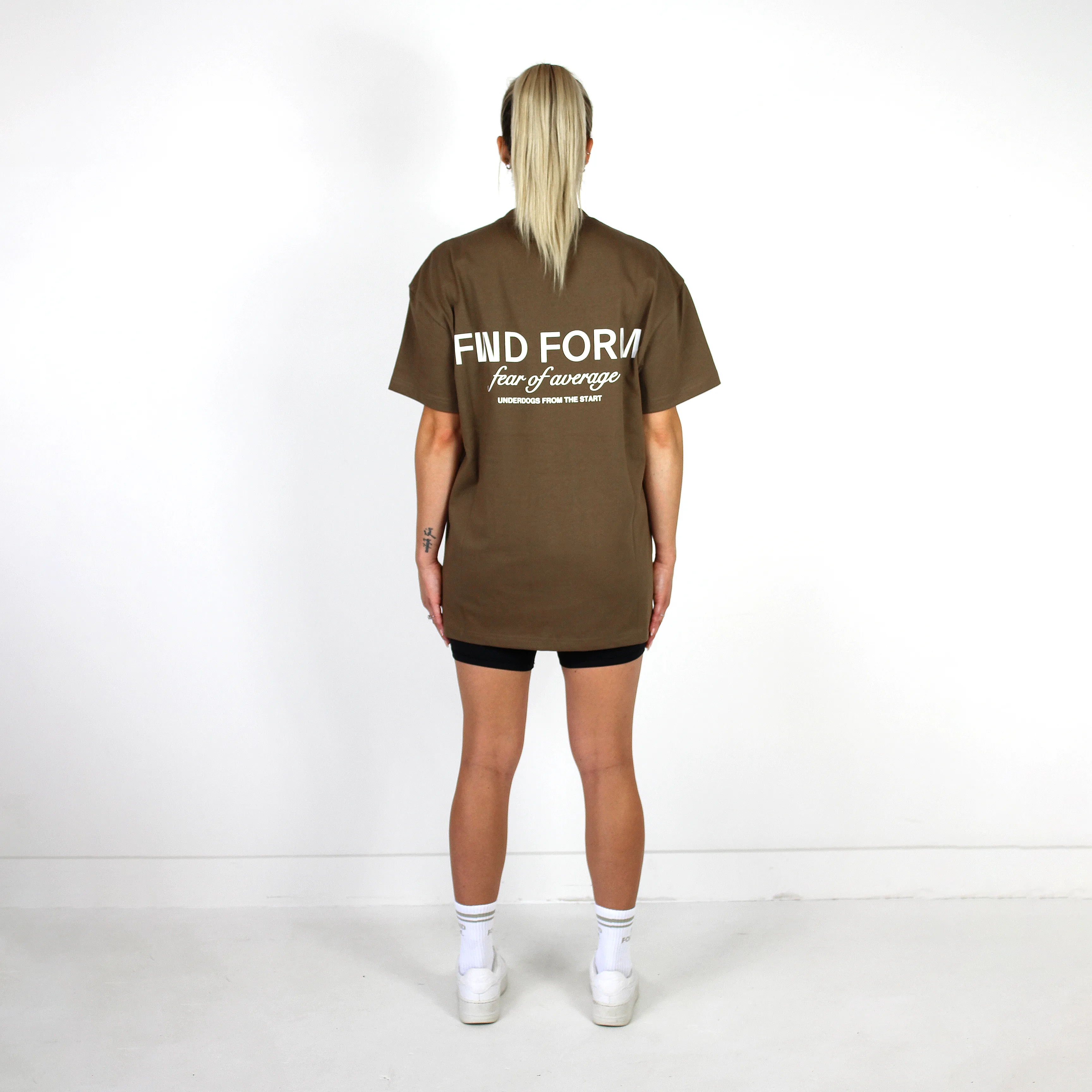 Core Tee - Brown