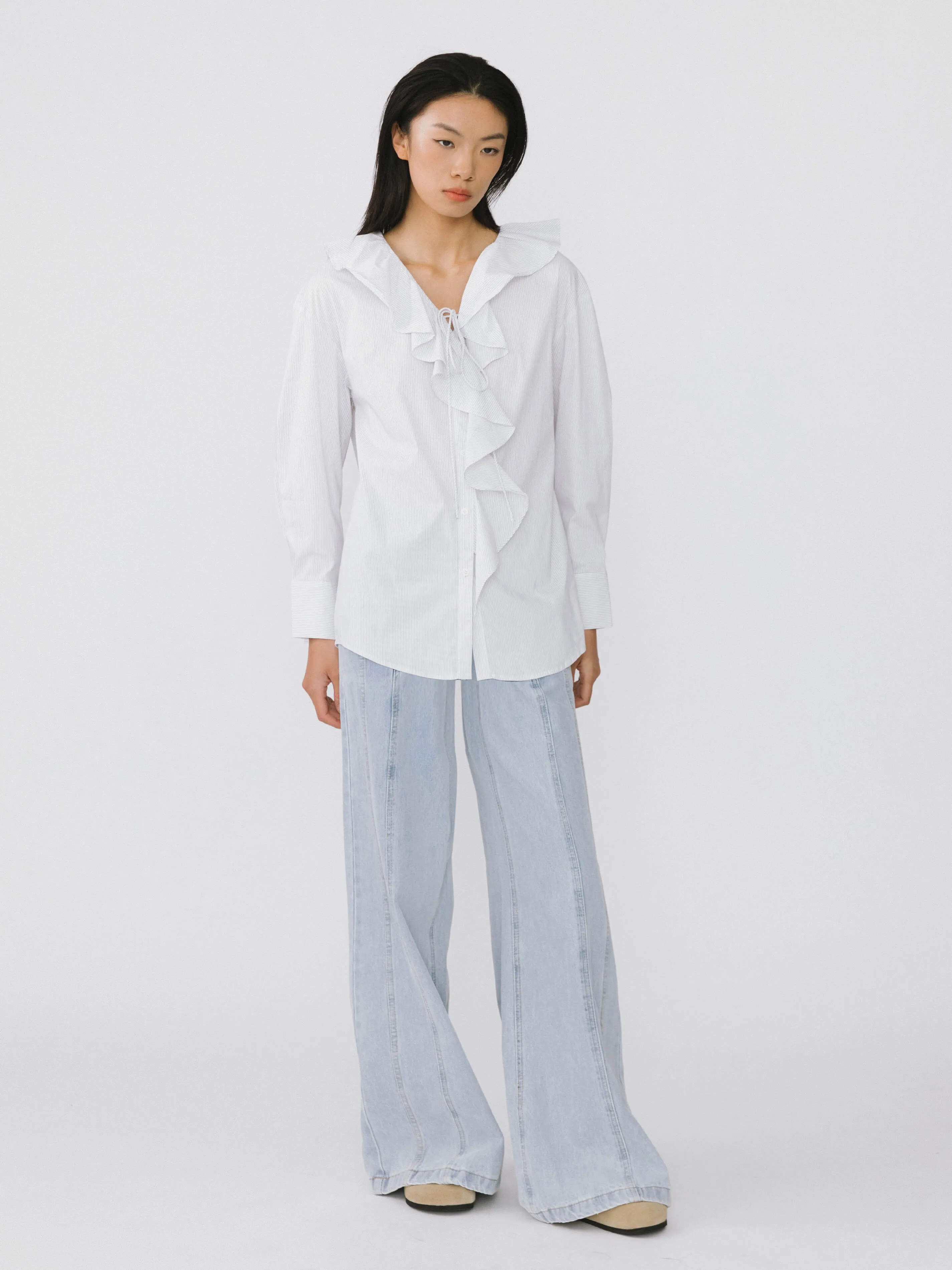 Front Stitch Wide Leg Jeans