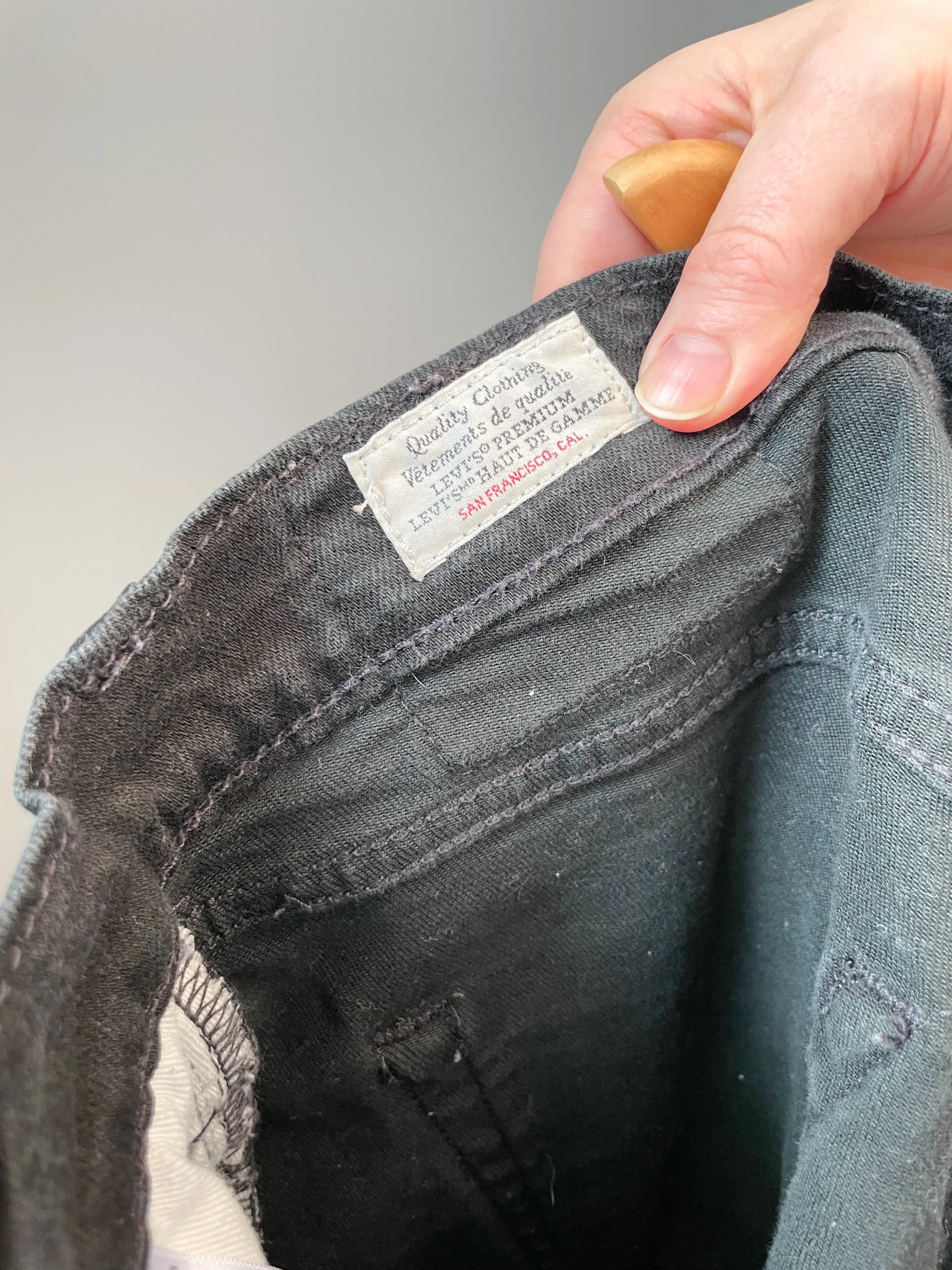Levi's Black Straight Leg High Rise Jeans - Size W31 L30