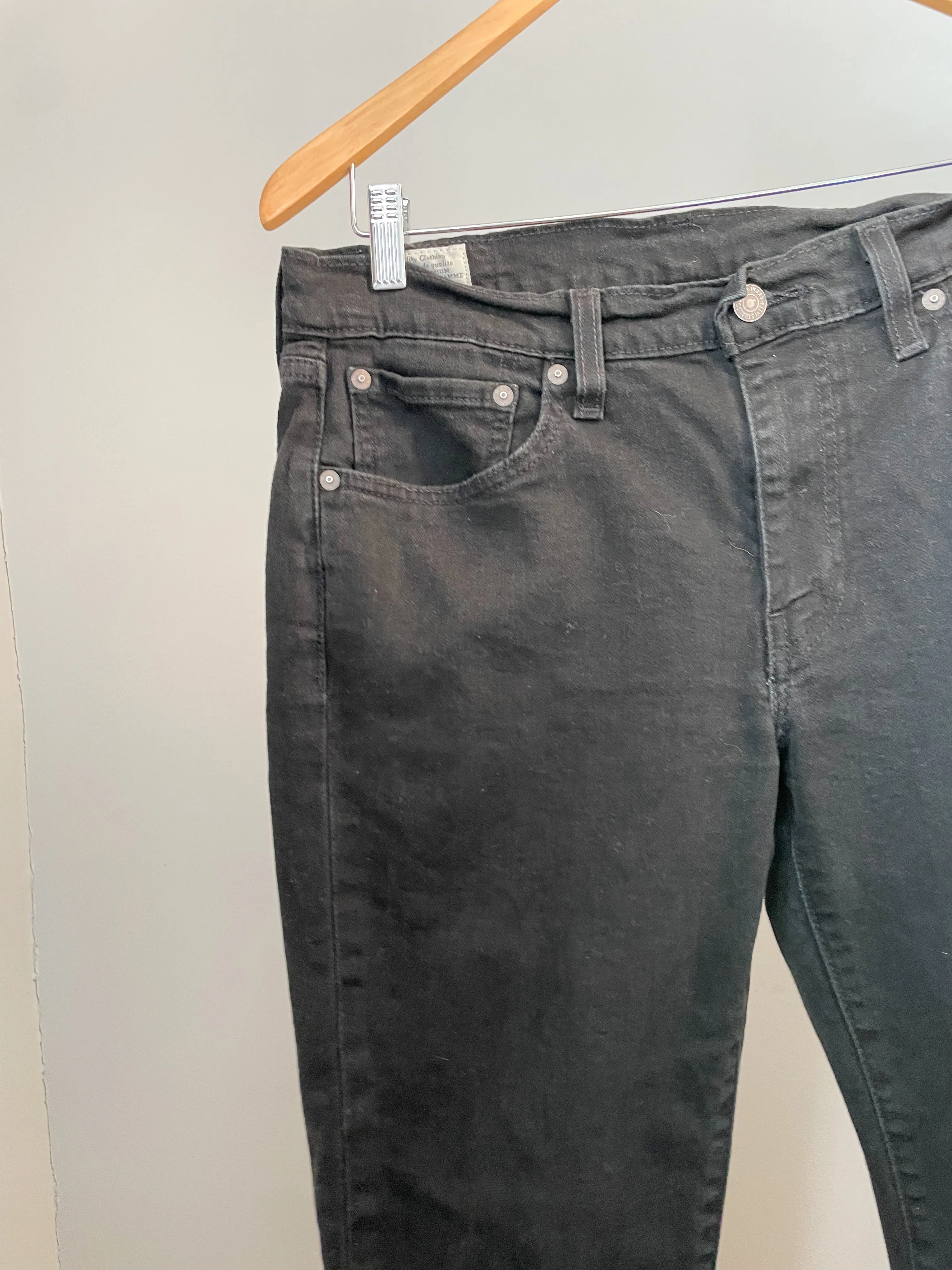 Levi's Black Straight Leg High Rise Jeans - Size W31 L30