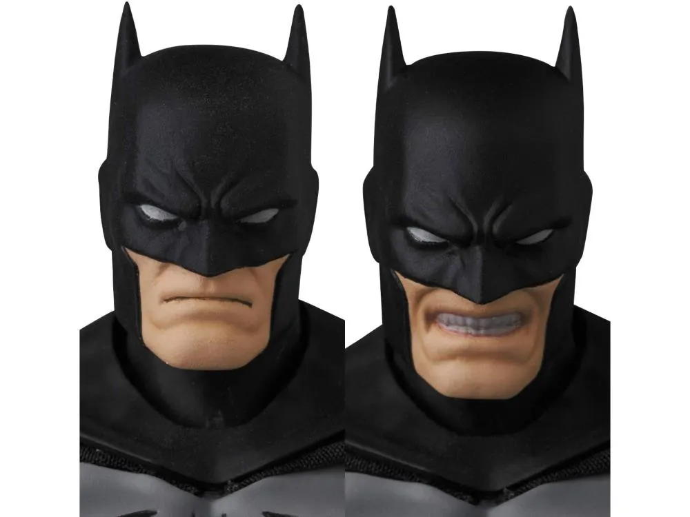 MAFEX No.126 - Batman: HUSH (Black Ver.)