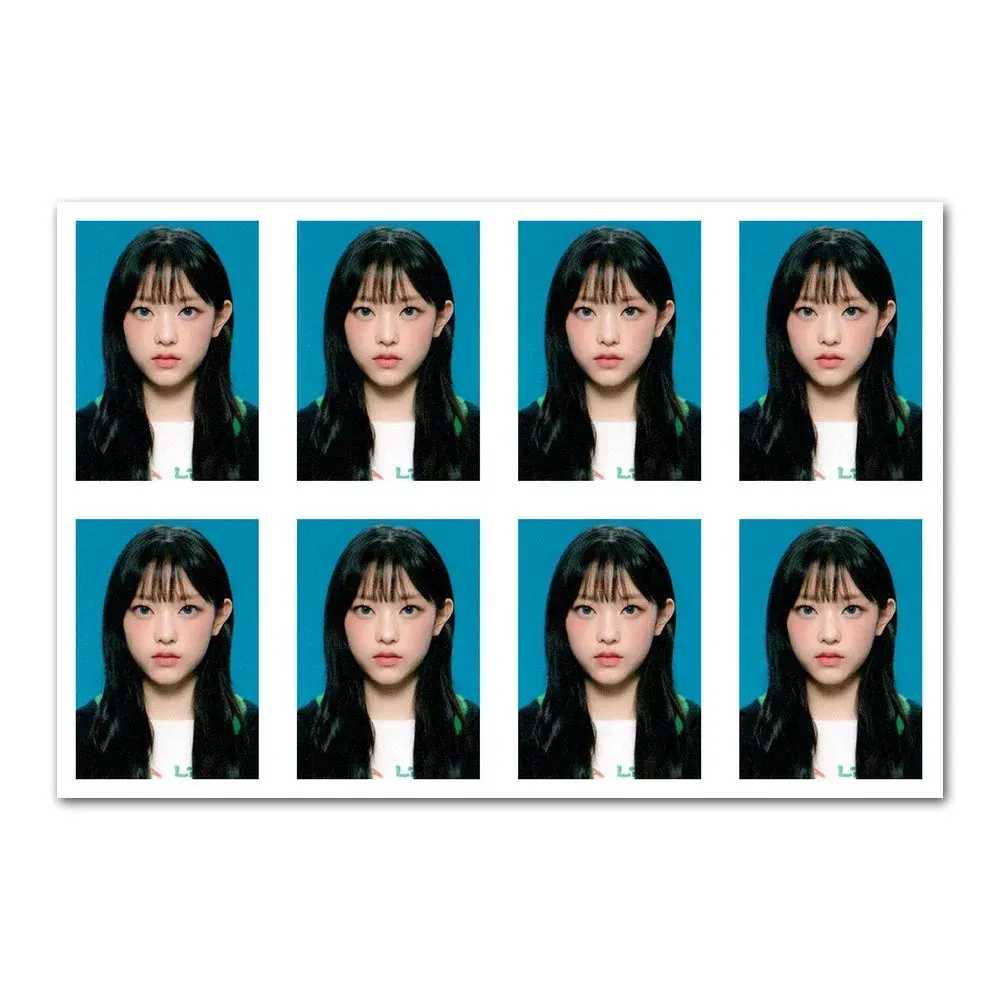 New Jeans 2024 SEASON'S GREETINGS Id Photo 1-inch Photocards