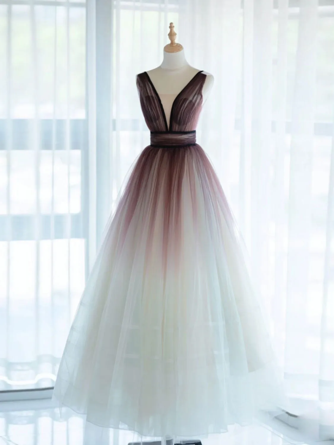 Plunge V Neck Tulle Romantic Formal Dress Ombre Prom Dress
