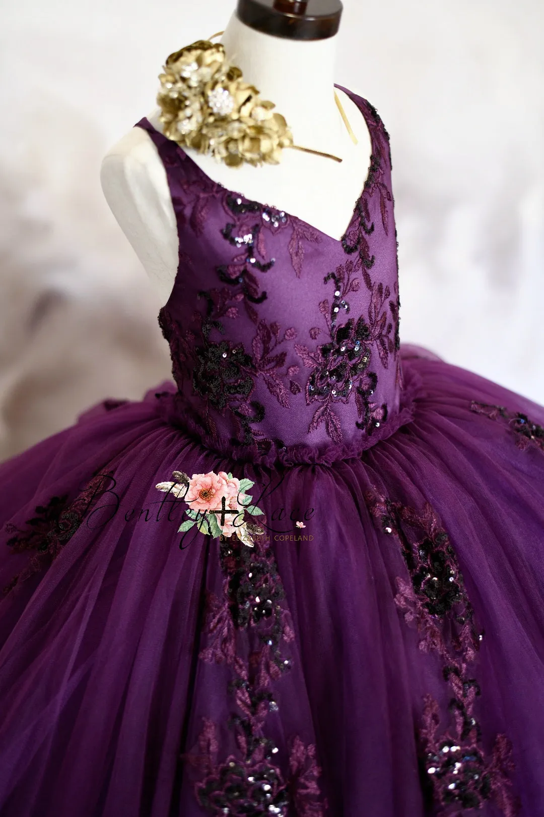 Retired rental euc"Evangeline" -  Floor Length ( 6 Year - Petite 7 Year)