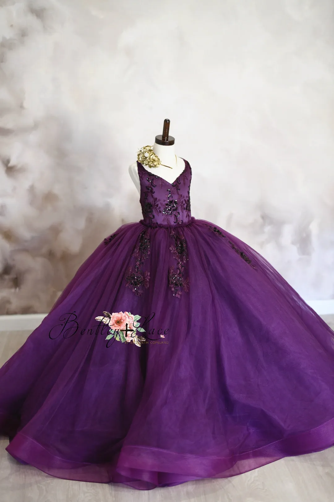 Retired rental euc"Evangeline" -  Floor Length ( 6 Year - Petite 7 Year)