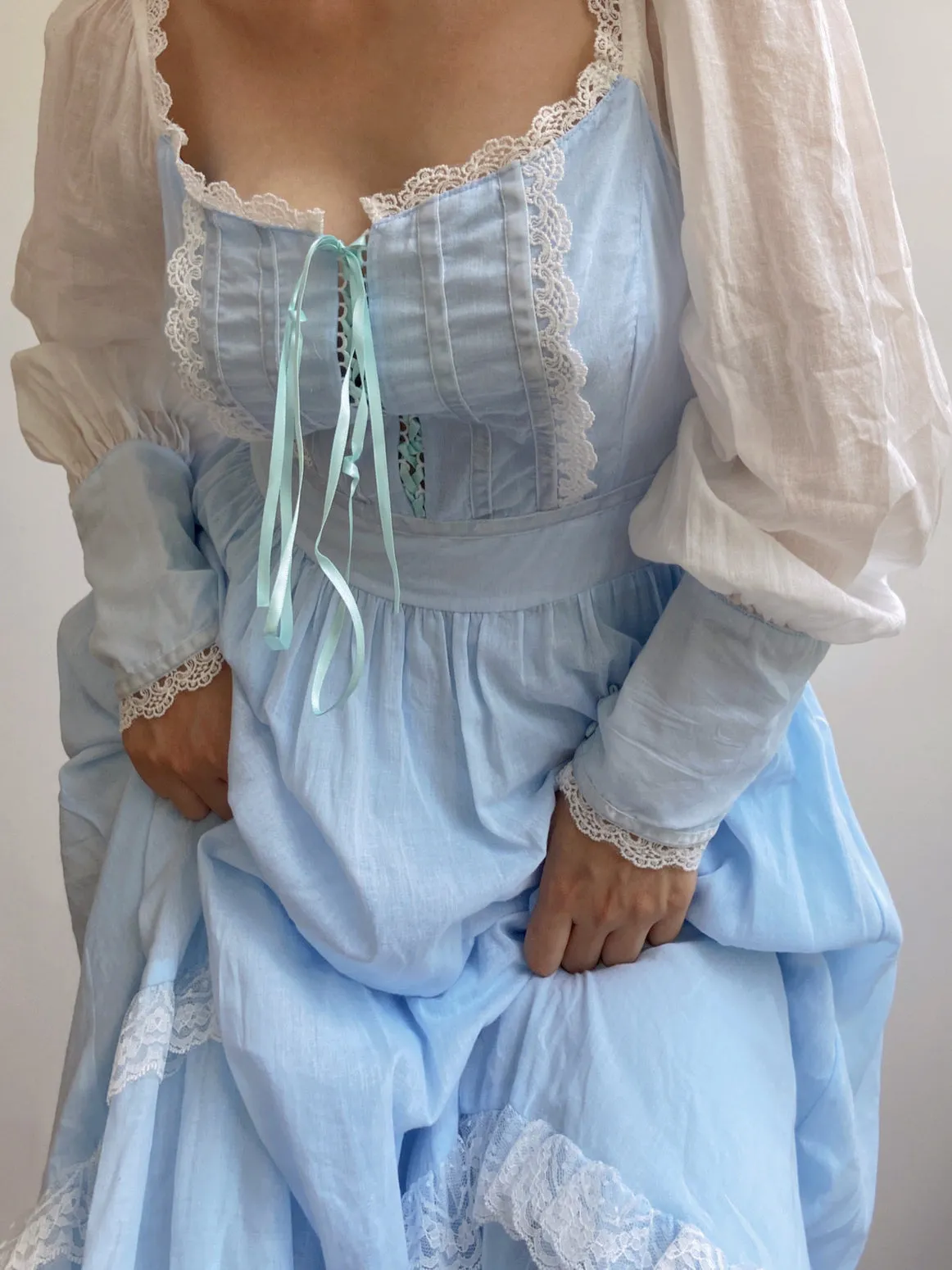 Romantic Princess Long Sleeve Lace Maxi Dress