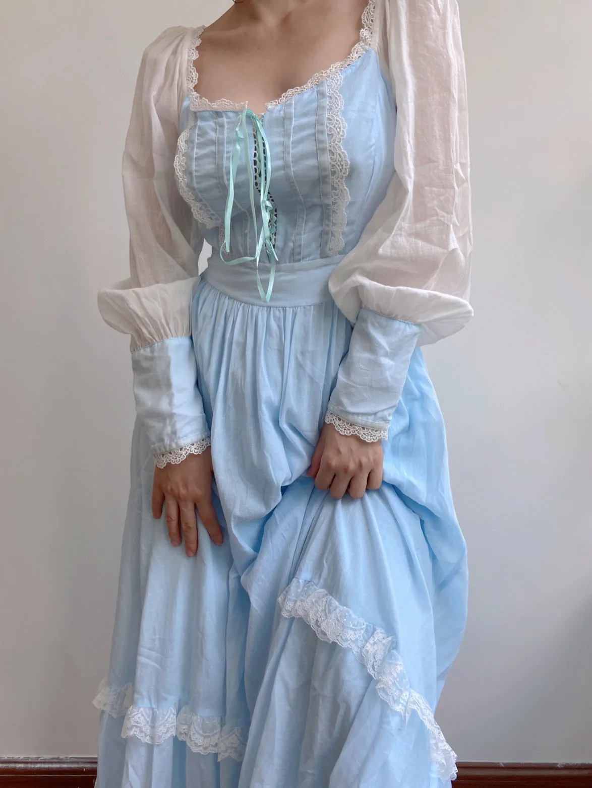 Romantic Princess Long Sleeve Lace Maxi Dress