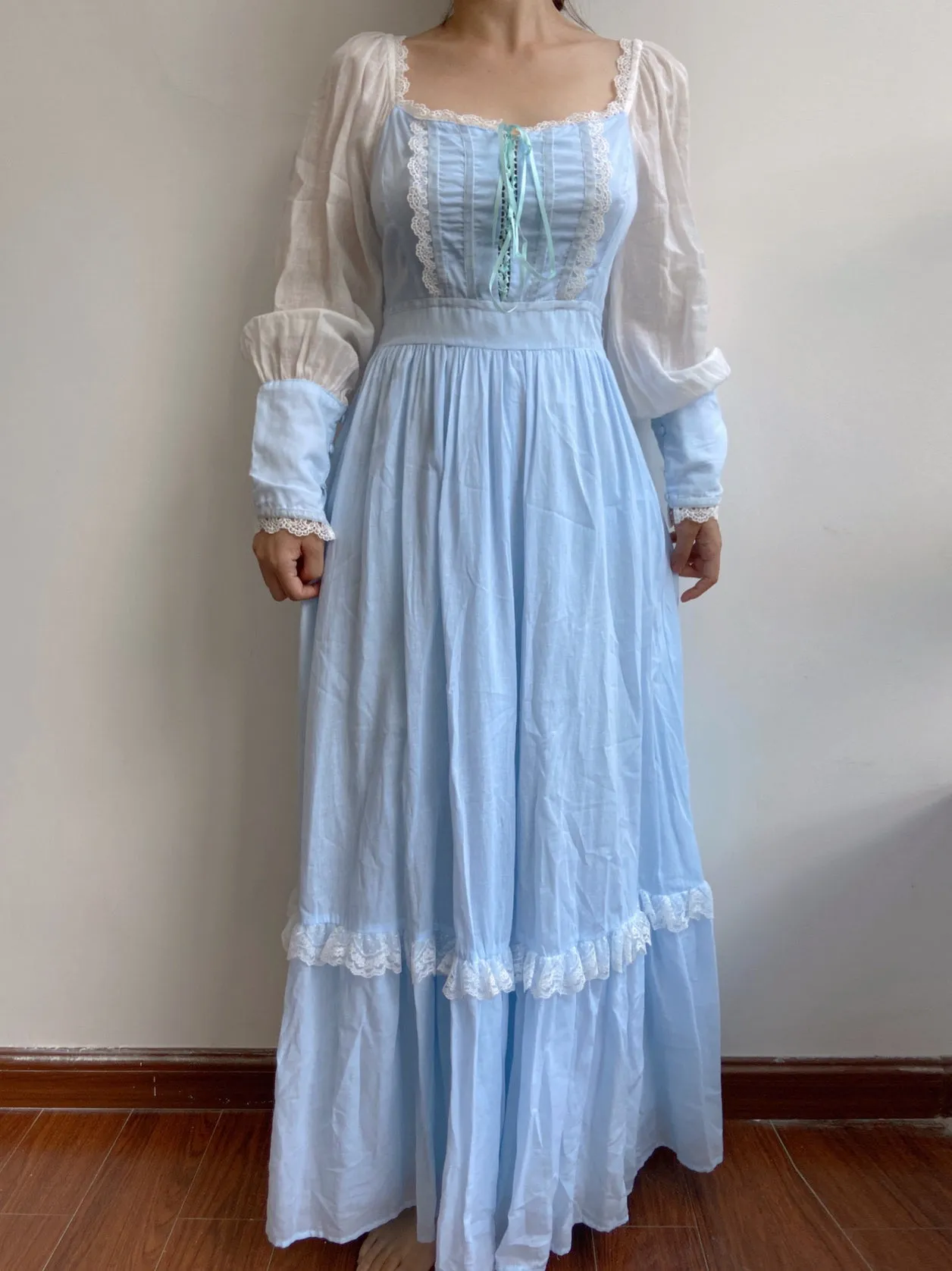Romantic Princess Long Sleeve Lace Maxi Dress