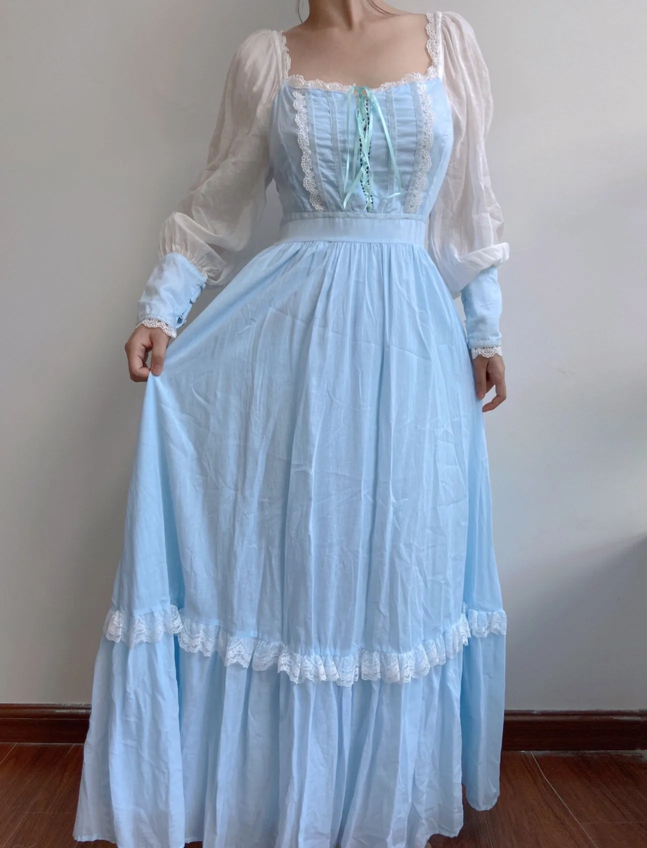 Romantic Princess Long Sleeve Lace Maxi Dress