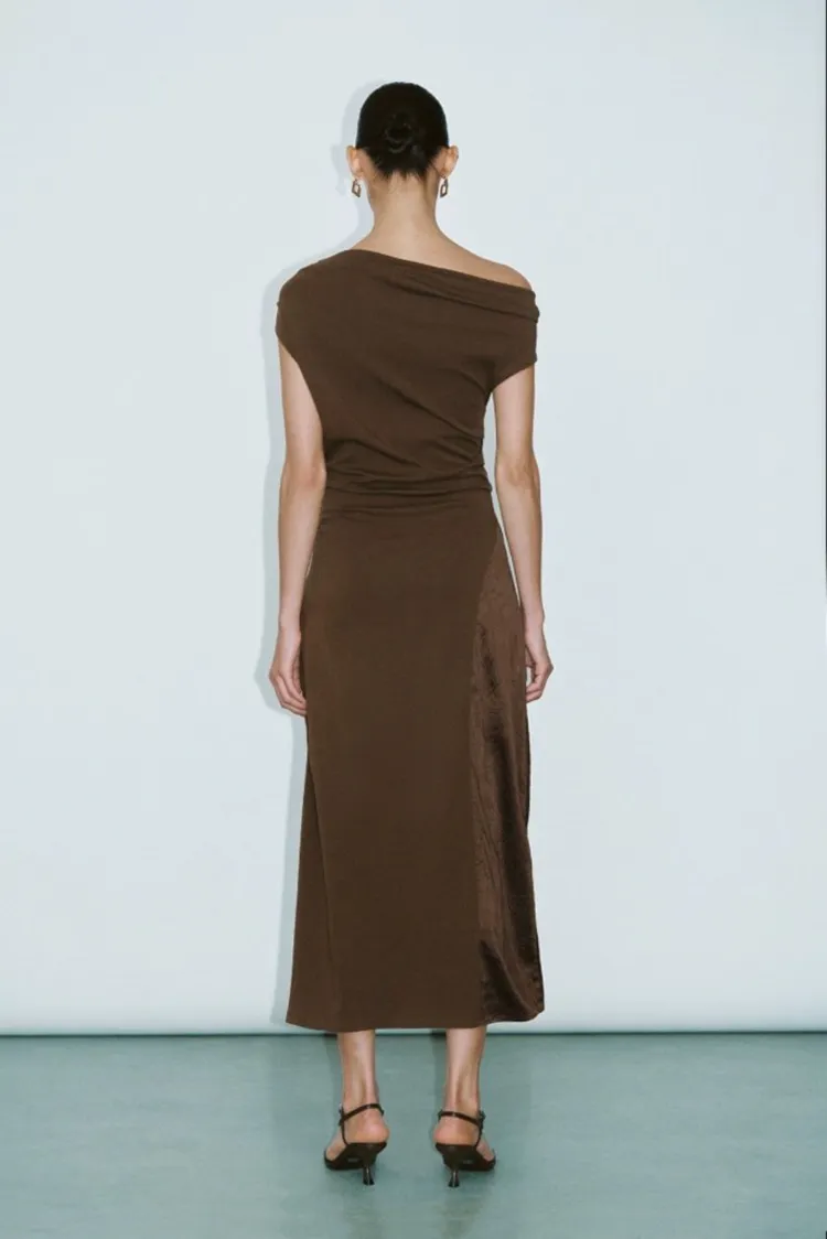 Sleeveless Side-Slit One Shoulder Dress