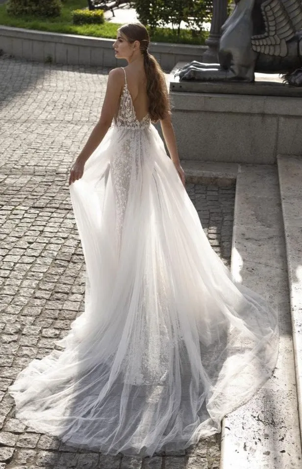 Spaghetti Straps Boho Lace Wedding Dress