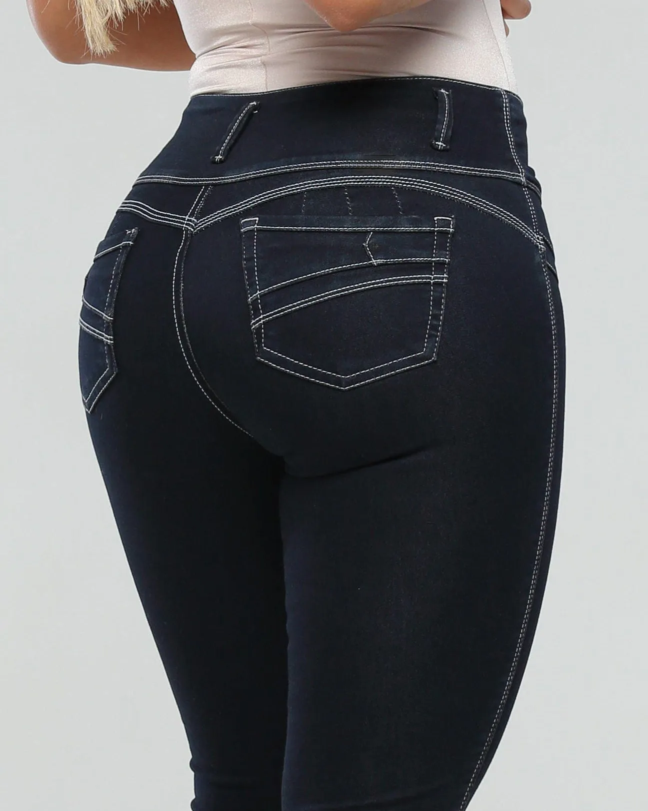 Twyla Po-Lifting Jeans