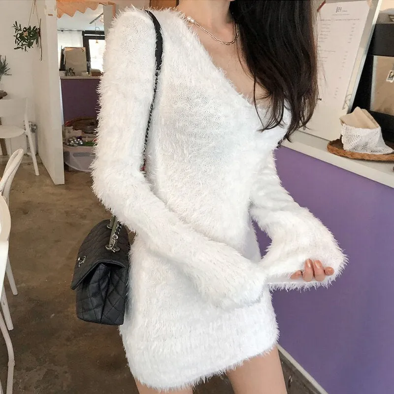 Women's Autumn/Winter Sheath Sweater V-Neck Dress