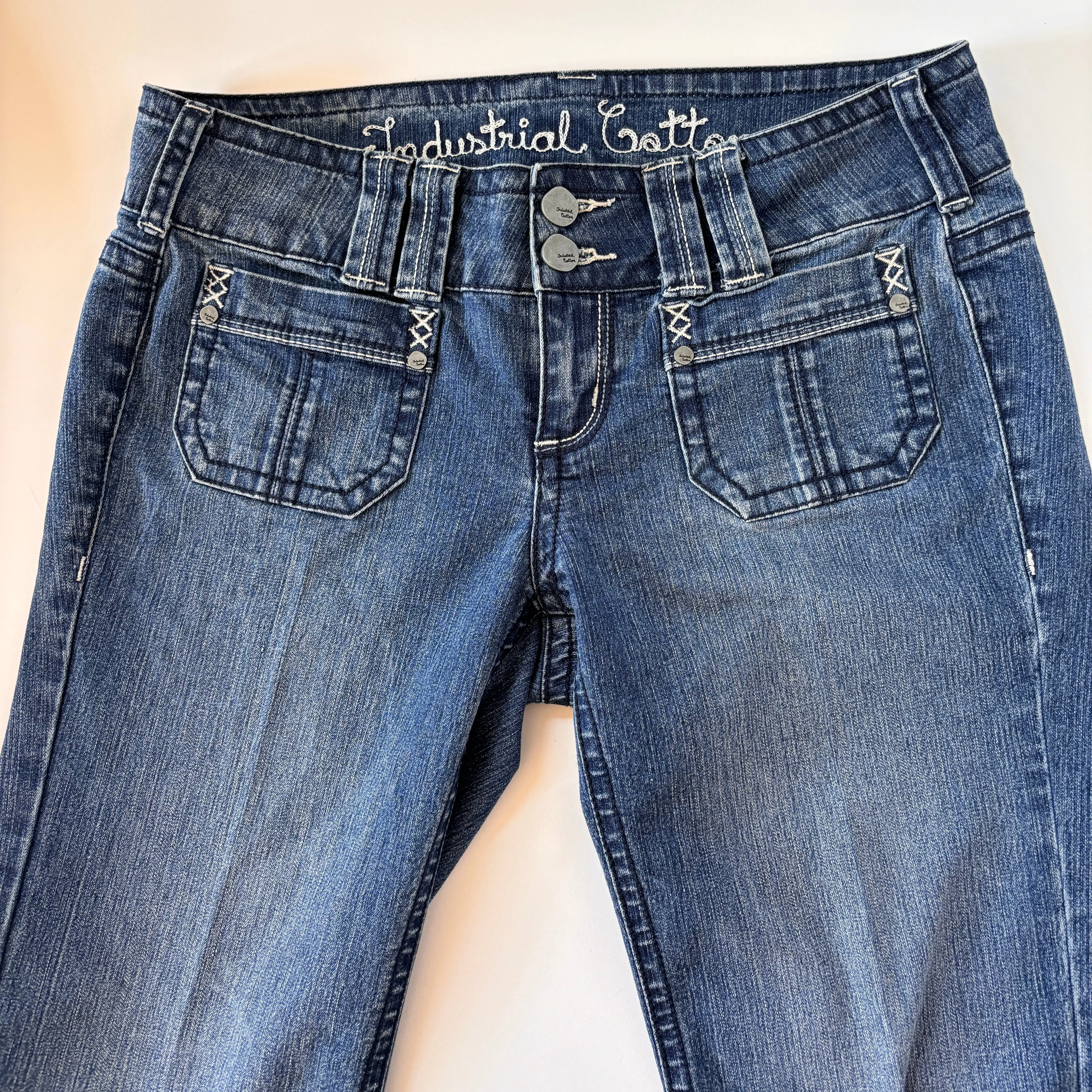 Y2K Low Rise Flare Jeans (M/L)